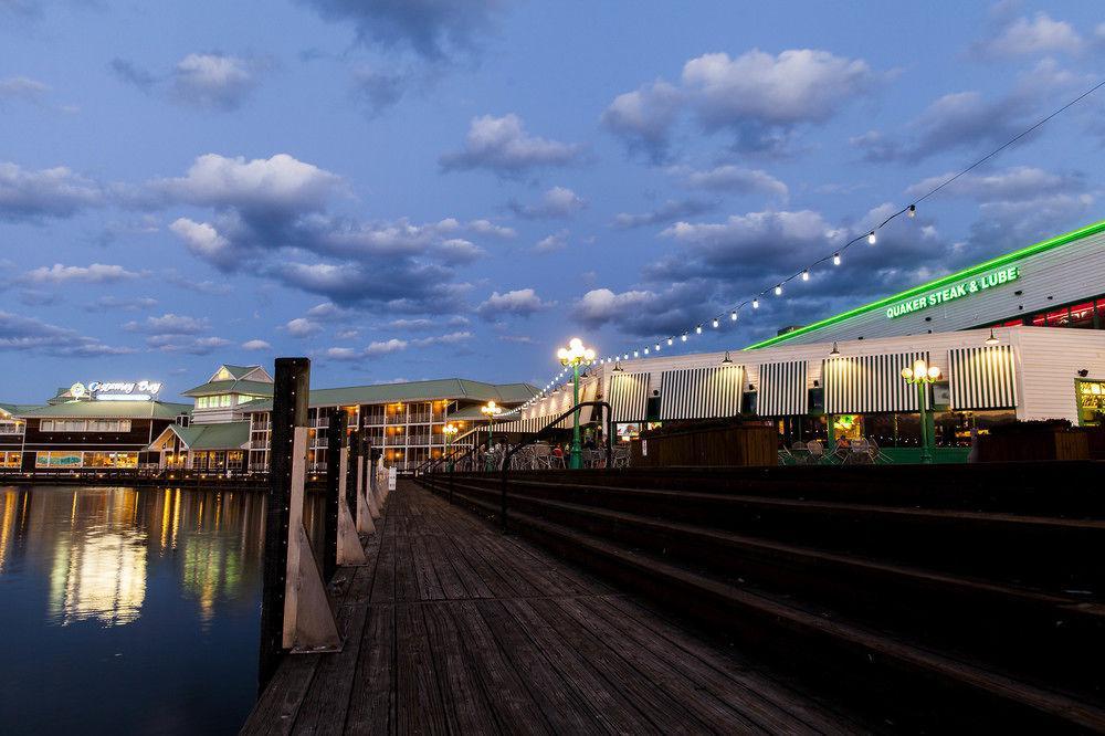 Castaway Bay By Cedar Point Resorts Sandusky Bagian luar foto