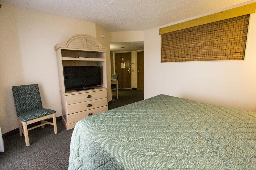 Castaway Bay By Cedar Point Resorts Sandusky Bagian luar foto